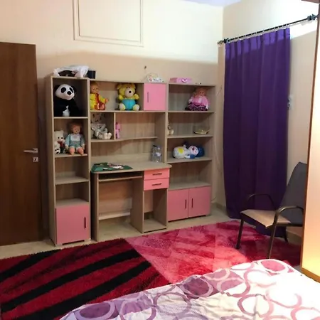 Apartment Iridas Center